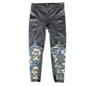 Women’s Shape Camo Athletic Leggings, Black, Blue Green Camo, XL